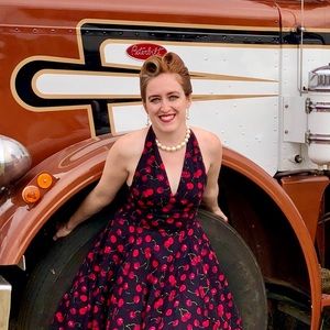 Meet your Posher, Ashley